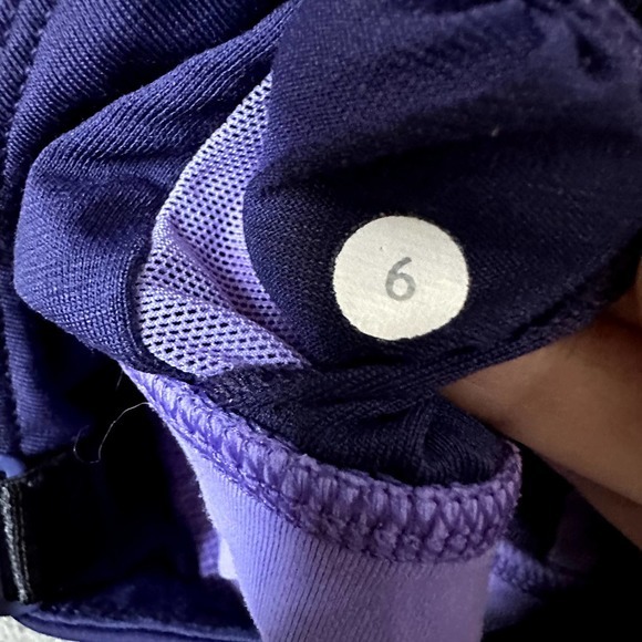 Lululemon Adjust Me Sport Bra size 6 purple - Picture 4 of 4